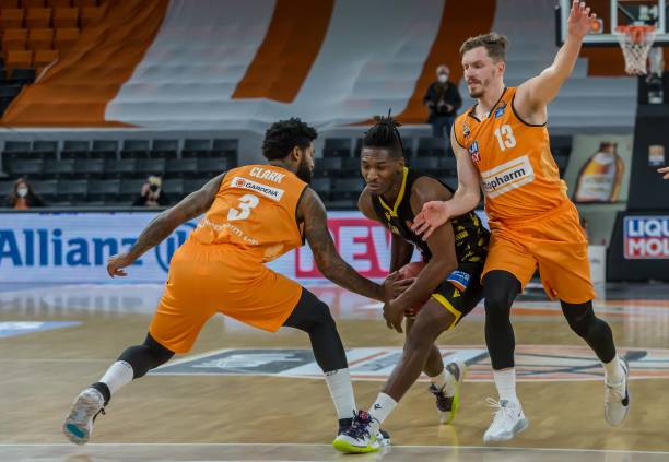 两场失利后 两场失利后