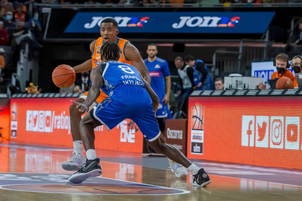 稳定在MV 稳定在MV