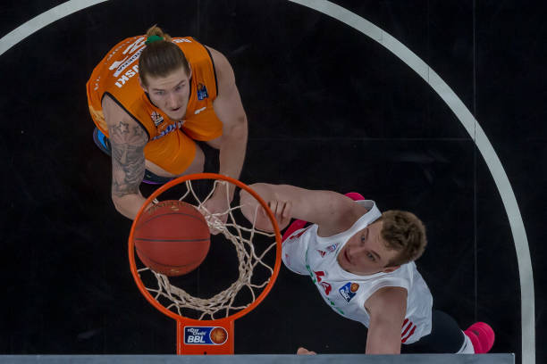 成为了防守 成为了防守